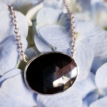 Load image into Gallery viewer, The Amber Onyx Pendant