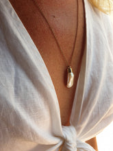 Load image into Gallery viewer, The Chloe Pendant