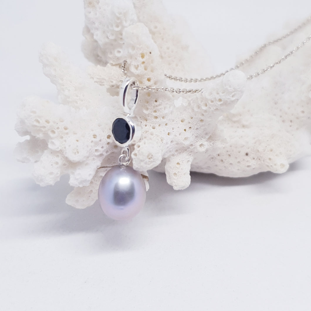 The Mia Pendant ( Onyx and Grey Pearl)