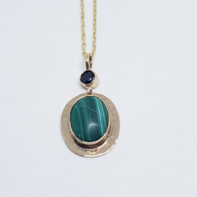 The Anthea Onyx and Malachite Pendant (Bronze)